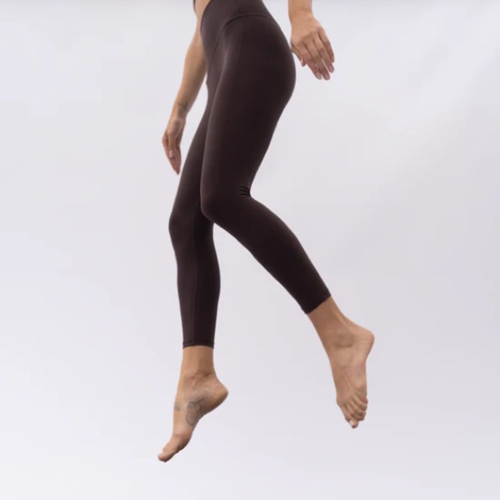 Left On Friday Super Moves Tight in Cold Brew